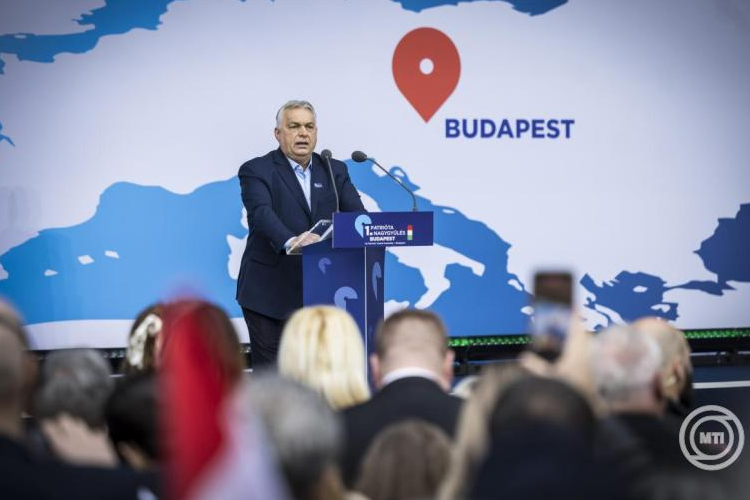 Orbán Viktor: Brüsszel és Kijev összefogott ellenük