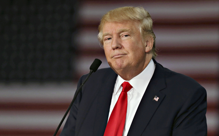 Donald Trump nem zárja ki, hogy tanácsot kérjen Bill Clinton volt elnöktől
