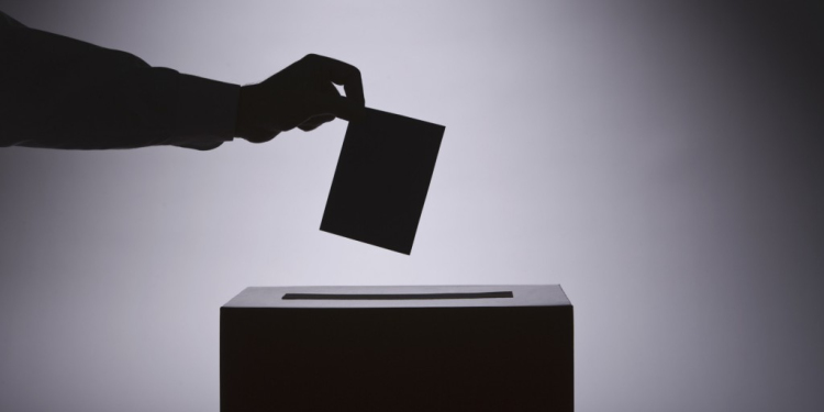 Az év utolsó időközi választásait rendezik vasárnap