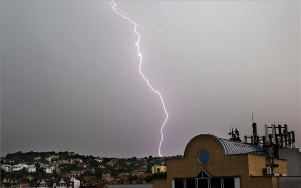 Fesztiválokat állított le a vihar