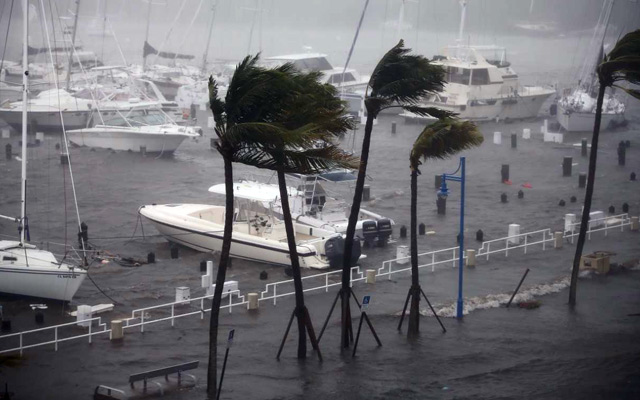Az Irma már Florida északi vidékein és Georgiában pusztít, délen pedig újabb áradásokat okoz