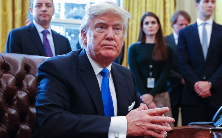 Egyes amerikai gócpontokban csökkenőben az új koronavírus-fertőzések száma